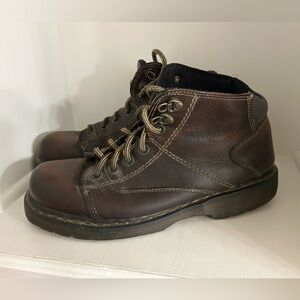 Doc Dr Martens Brown Leather Ankle Boot AW004 VTG Size 9